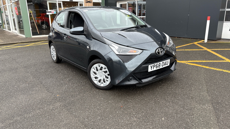 Toyota Aygo 1.0 VVT-i X-Play 5dr Petrol Hatchback
